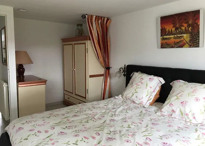 Au Bonheur Villa